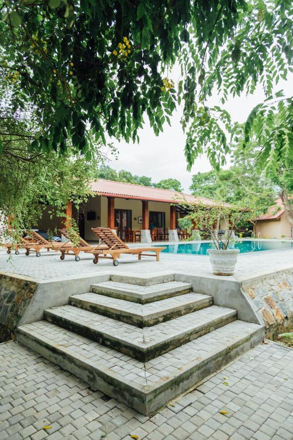 Yala Chalets By Lalan Leisure Kirinda  Bagian luar foto