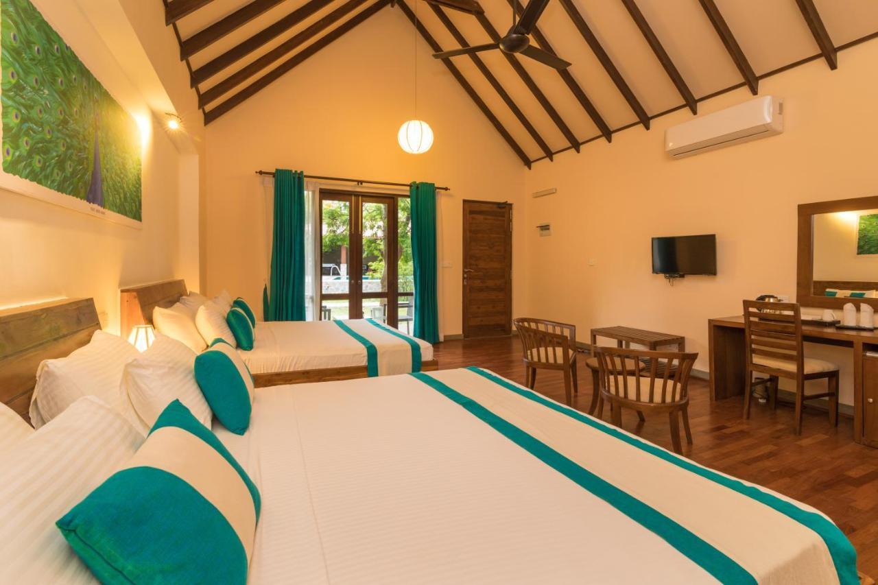 Yala Chalets By Lalan Leisure Kirinda  Bagian luar foto